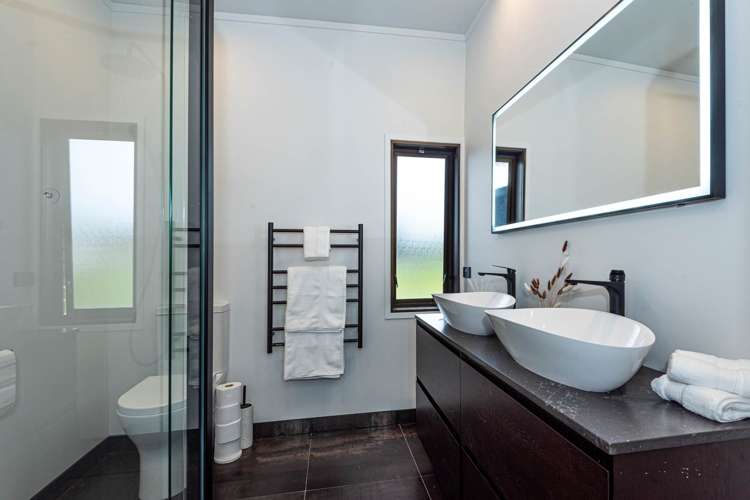 10 Rock Ridge Drive Kamo_9