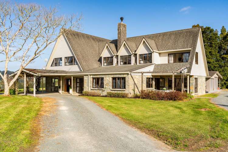 792 Golden Stairs Road Maungaturoto_1