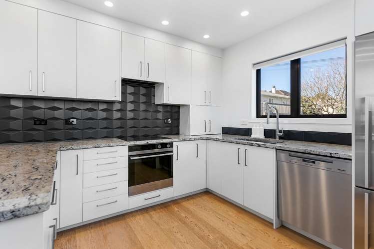 48 Carlisle Road Browns Bay_8