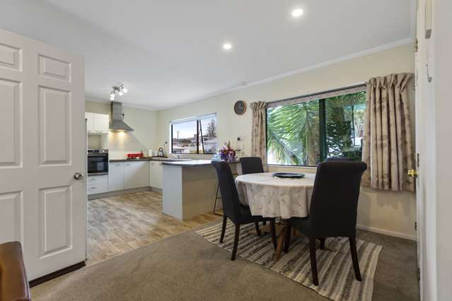 2/37 Orams Road Hillpark_4