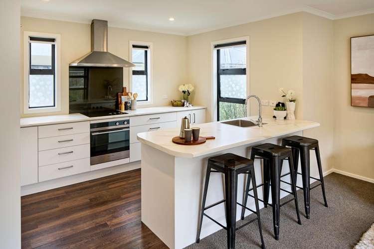 18B Royal Street Upper Hutt Central_1