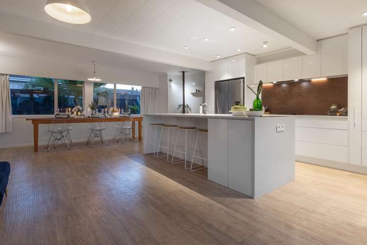 23 Featherston Street_4