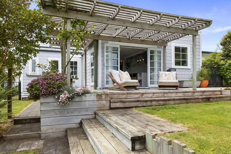 60 Gover Street New Plymouth_14