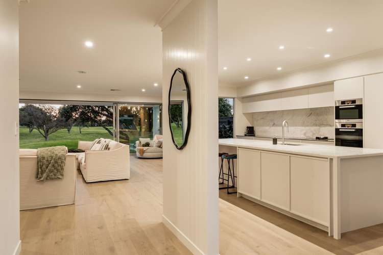 194 Oceanbeach Road Mt Maunganui_22