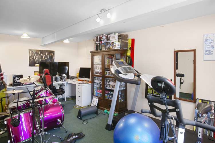 12 Bell Crescent Concord_10