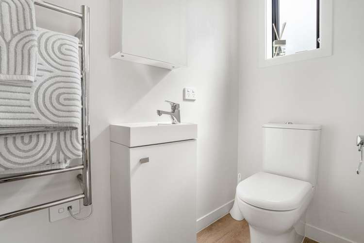 2/141 Wallace Road Mangere Bridge_23