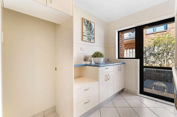 6a Highlight Parade Te Atatu South_17