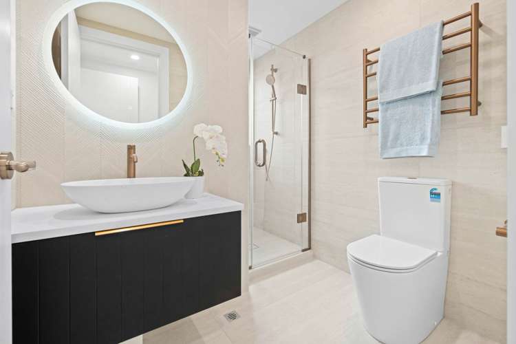 1/30 Clonbern Road Remuera_4