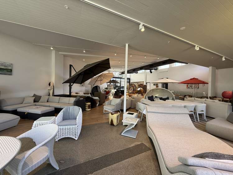 Shop 5/128 Hurstmere Road Takapuna_8