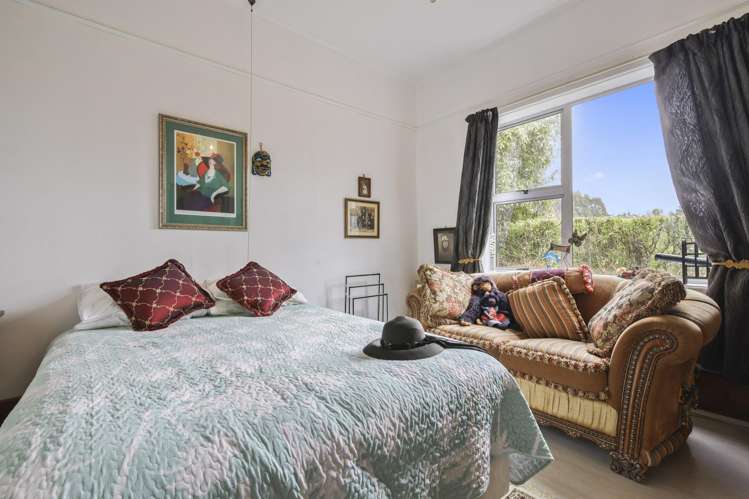 1689b Cust Road Cust_12