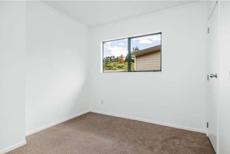 82 Marshall Avenue Greerton_9