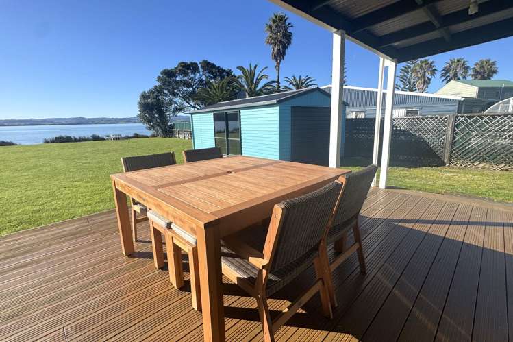 253 Pouewe Street_4
