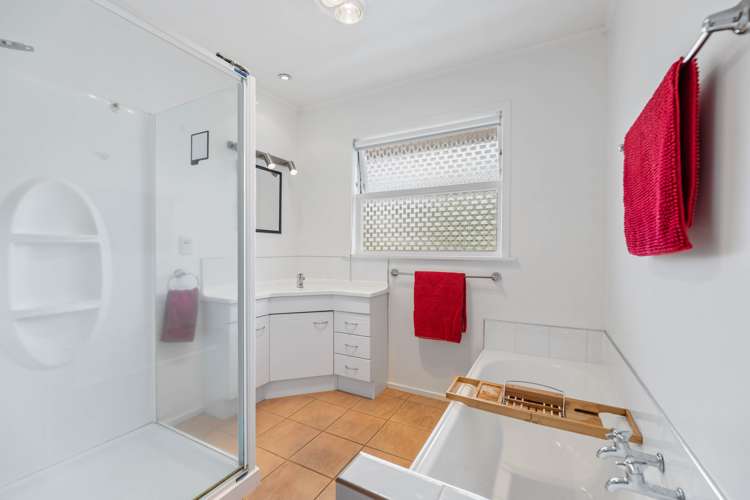 329 Cobham Drive Hillcrest_15