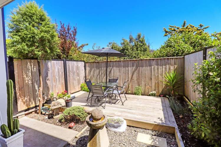 15 McGrath Way 1353_4