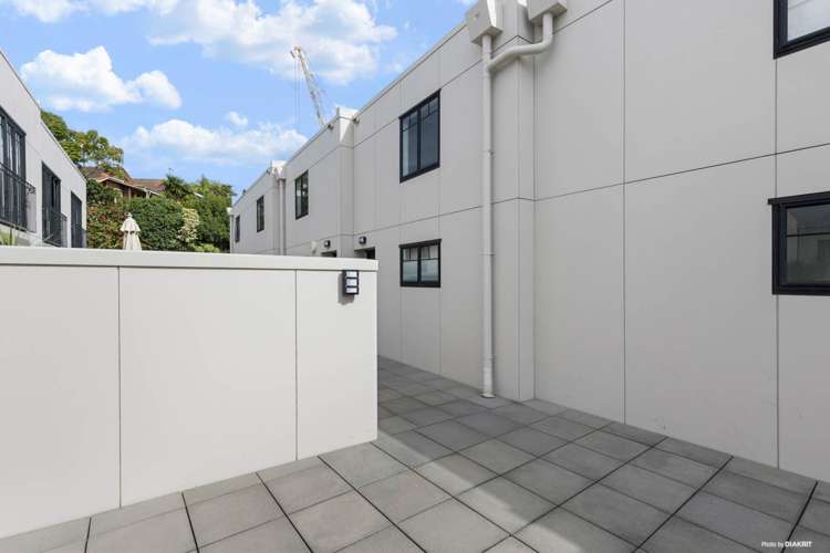 6c/8 Farnham Street Parnell_11