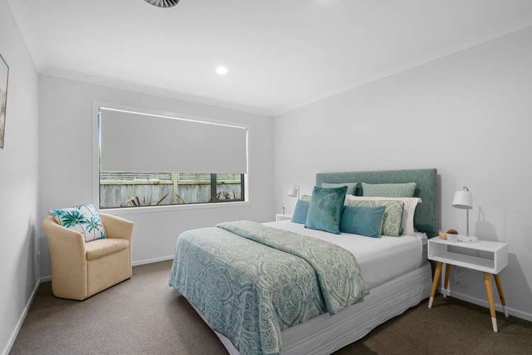 17 Henry Bell Close Leamington_15