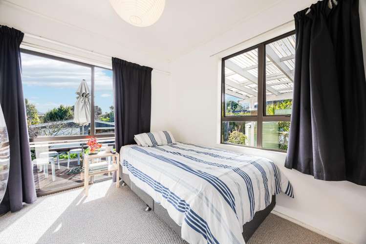 44 McIntyre Road Mangere Bridge_10