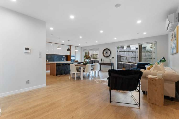 4 Carder Holland Way_5