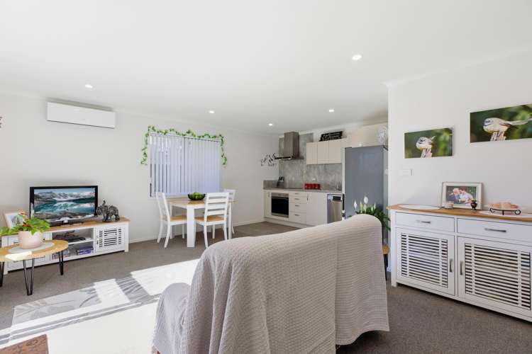 25 Arrow Close_5