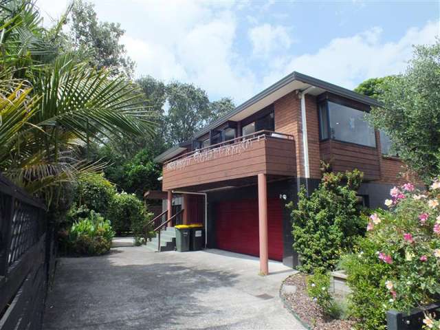 Orewa Beach Property $730