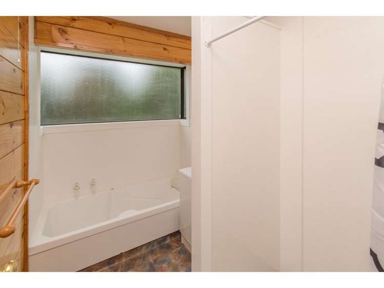 7 De Renzie Place Kirwee_12