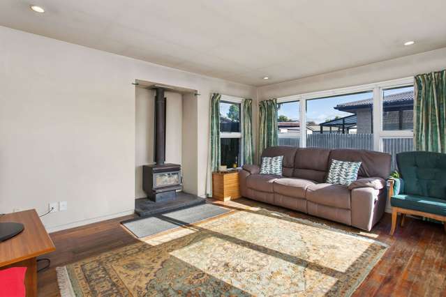 33 Kirner Street Burwood_2