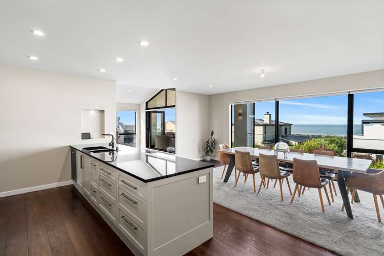 2 Inverness Lane Redcliffs_10