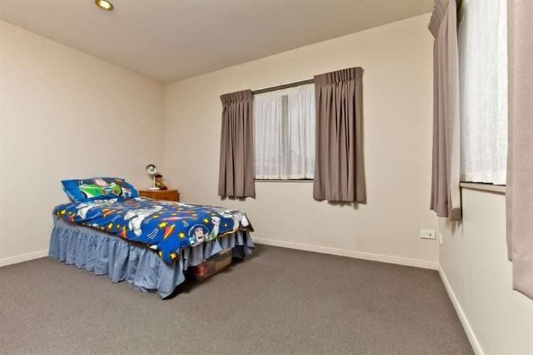 21 Sapperton Drive Henderson_12