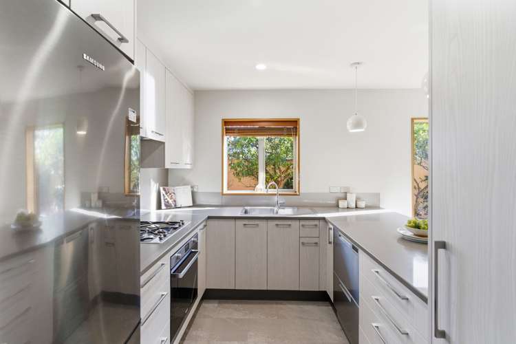 1/30 Stoke Street Sumner_10