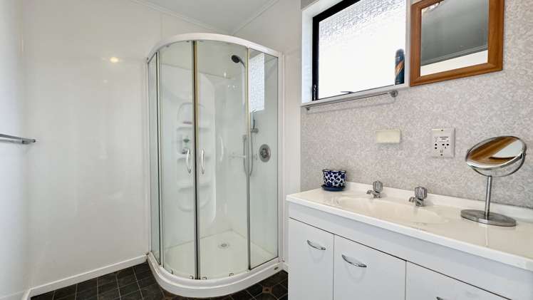 2/139 Mcmurdo Street Tinwald_11