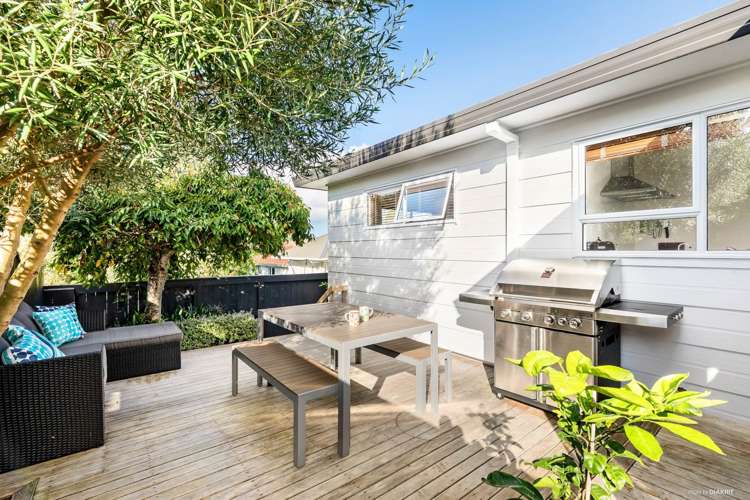 2/19 Clarke Road Onehunga_10