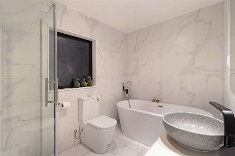 1 Toanui Road Hobsonville_11