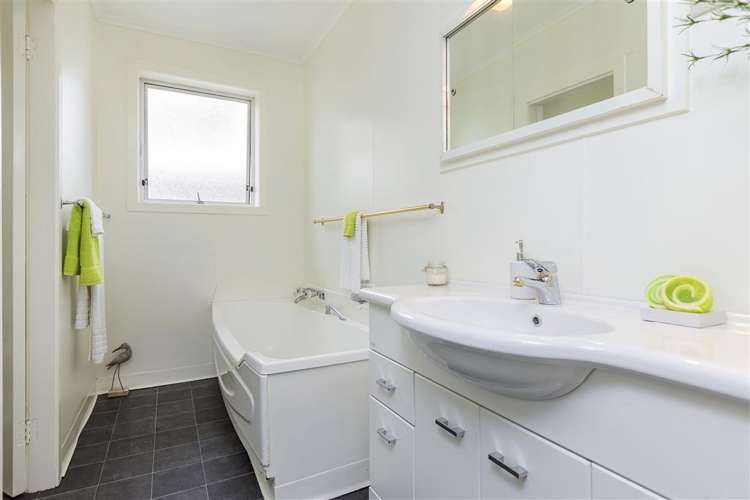 2/39 Shackleton Road Mount Eden_11