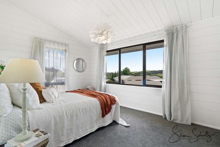 4 Skelton Crescent Paparoa_16