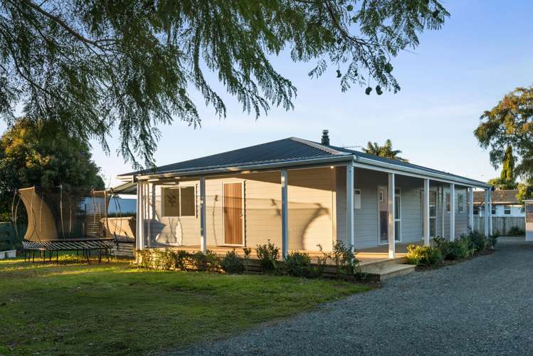 17 Gray Street Katikati_1