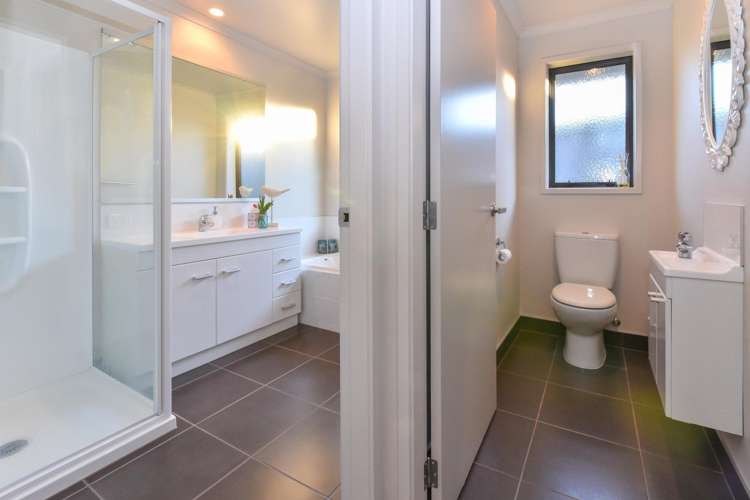 47 Sunningdale Street Wattle Downs_18