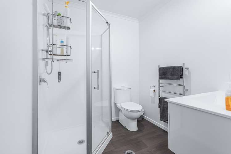 2/6 Dyer Street Whitiora_15