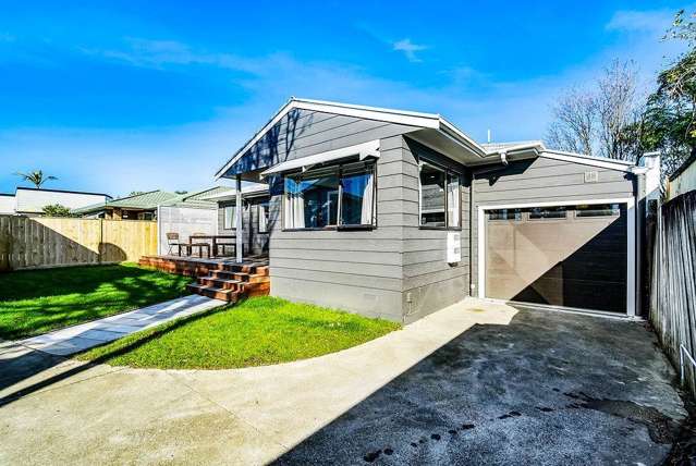 Stunning home in Mt Albert/Sandringham, Zoned ...