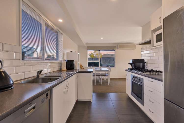 43 Reginald Street Burwood_6