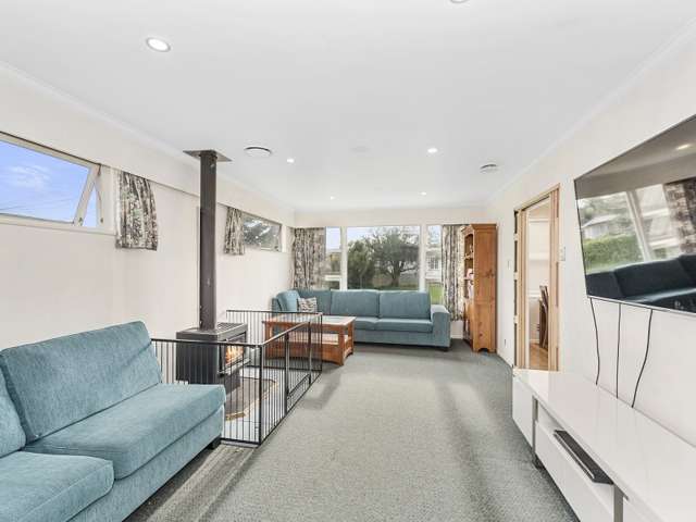 3 Manapouri Place Glenview_2