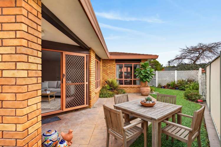 6 Cheval Place Taradale_10