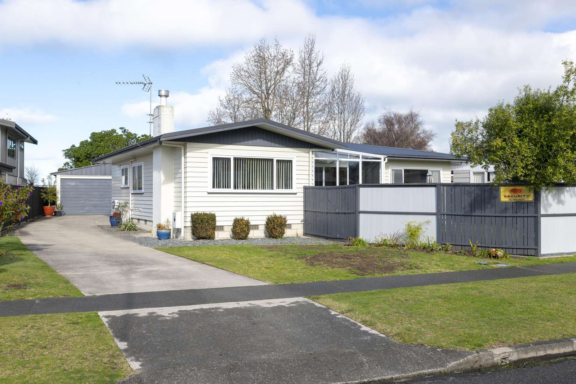 1040 Aberdeen Road Te Hapara_0