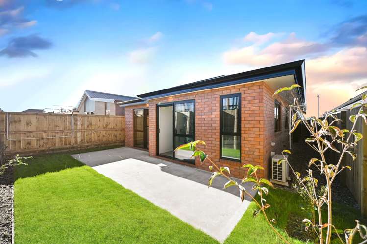 15 Waruhia Crescent Rototuna North_14