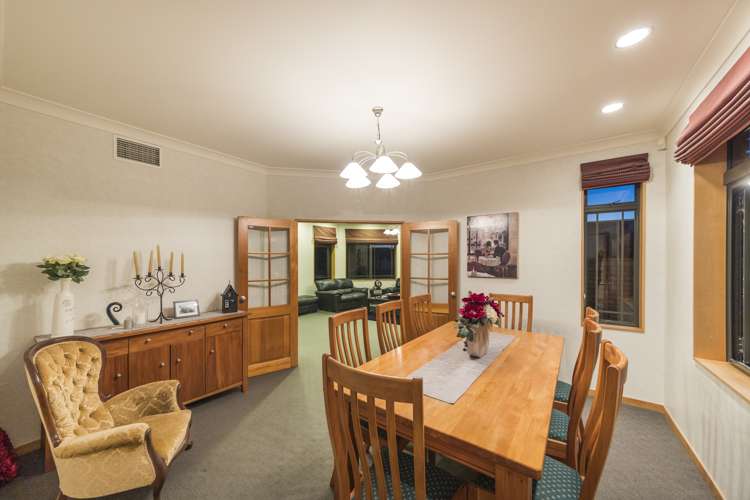 27 Balmoral Drive Terrace End_15