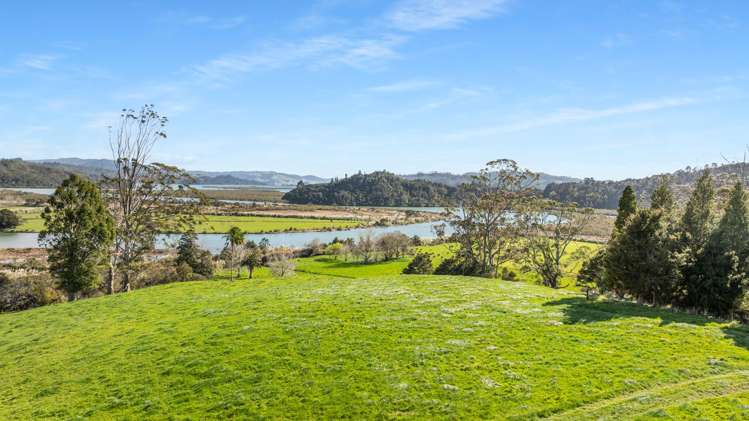 90 Camp Road, Coroglen Tairua_10