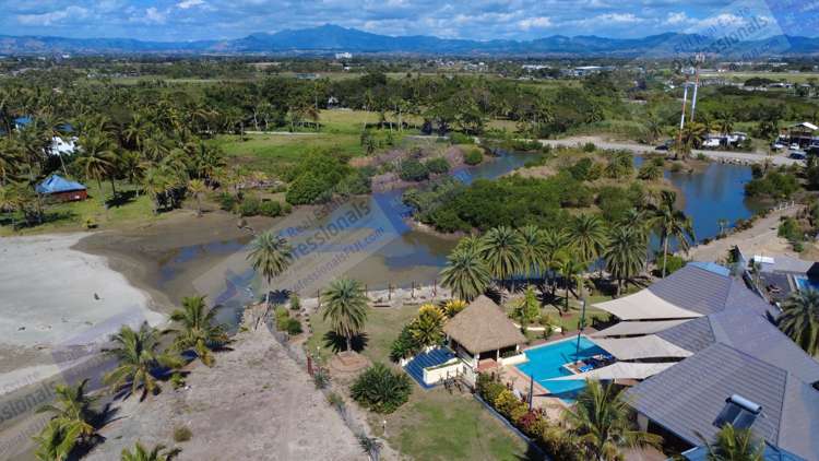 Address withheld Wailoaloa Beach_18