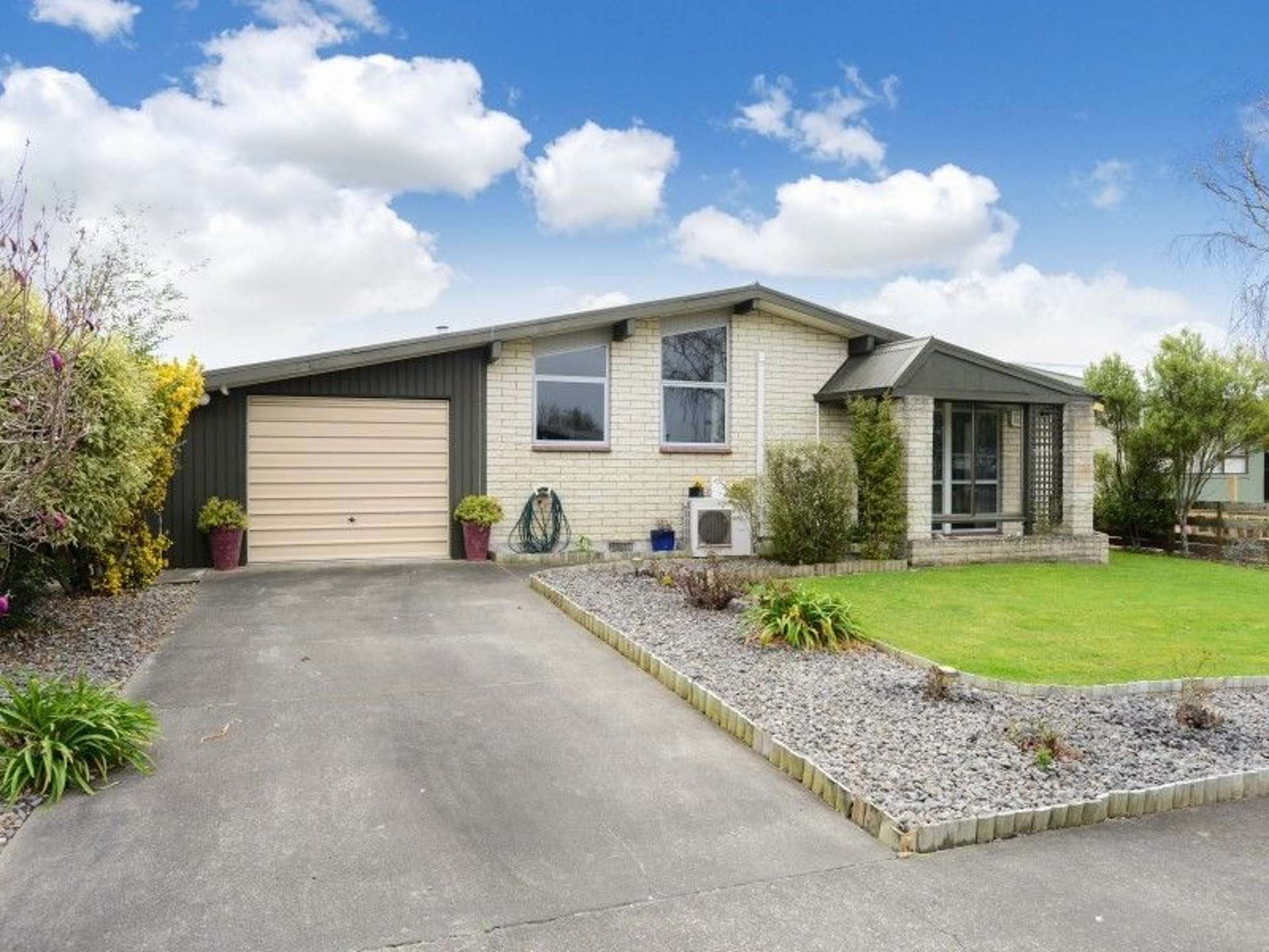 12 Stiles Avenue Waipukurau and Surrounds_0