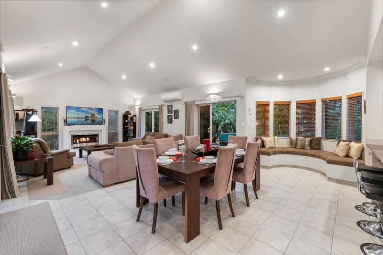 69 Manor Park Sunnyhills_8