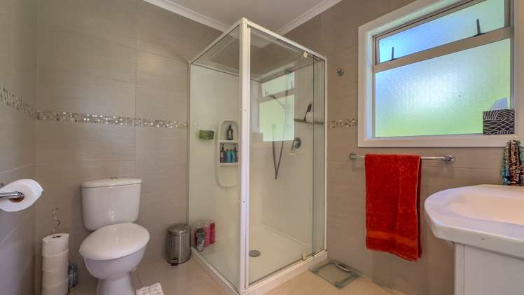 108 Brunton Crescent Thames_16