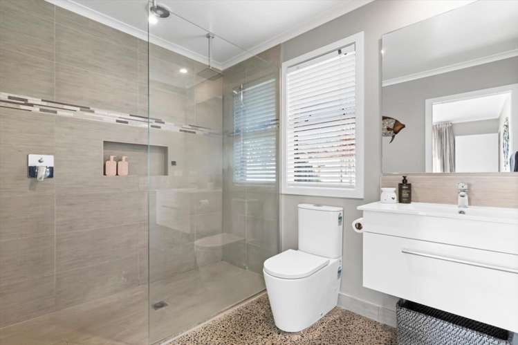 6 Donelle Place Te Puke_21